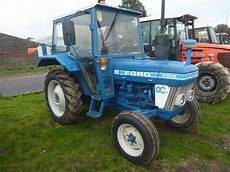 Ford 2610