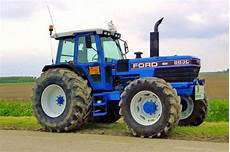 Tractor Ford 8730
