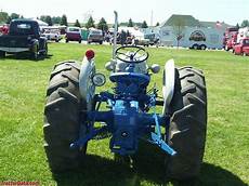 Ford 4000