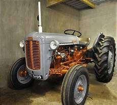 Ford 4X4 Tractor