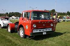 Ford 600 Tractor