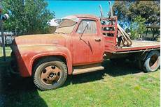 Ford 8600