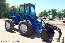Ford Versatile 276