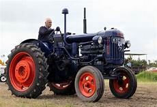 Fordson E27N