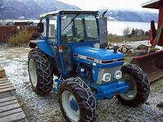 New Holland 4610