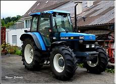 New Holland 5640