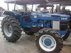 New Holland 5640