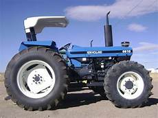 New Holland 8010