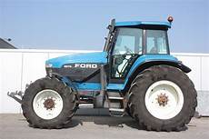New Holland 8670