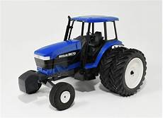 New Holland 8670