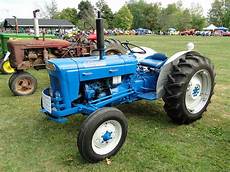 Super Dexta Tractor